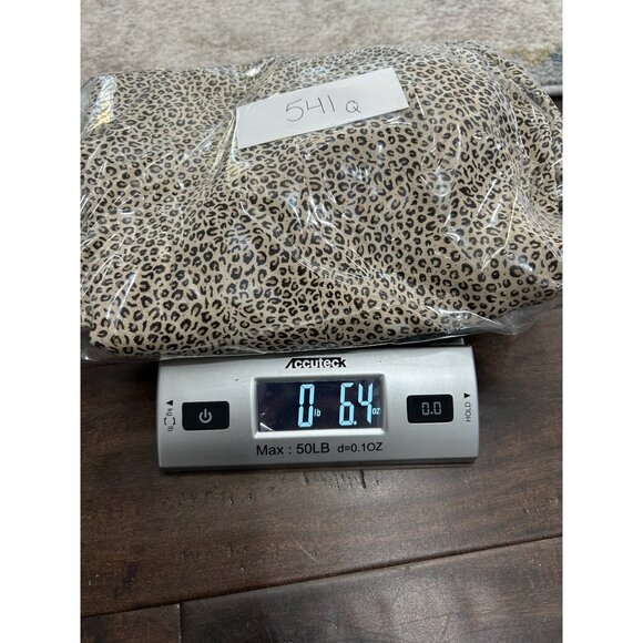 Dana Buchman Petites Leopard Print Silk Button Up Long Sleeve Blouse Size 4 - Picture 10 of 10